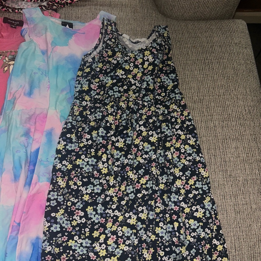 Lot of girl short sleeve dresses/rompers and one skort for girls size 4/5 - Picture 4 of 16